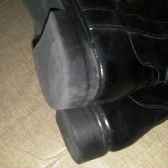 Girls Black Boots size 3 - Picture 3 of 3